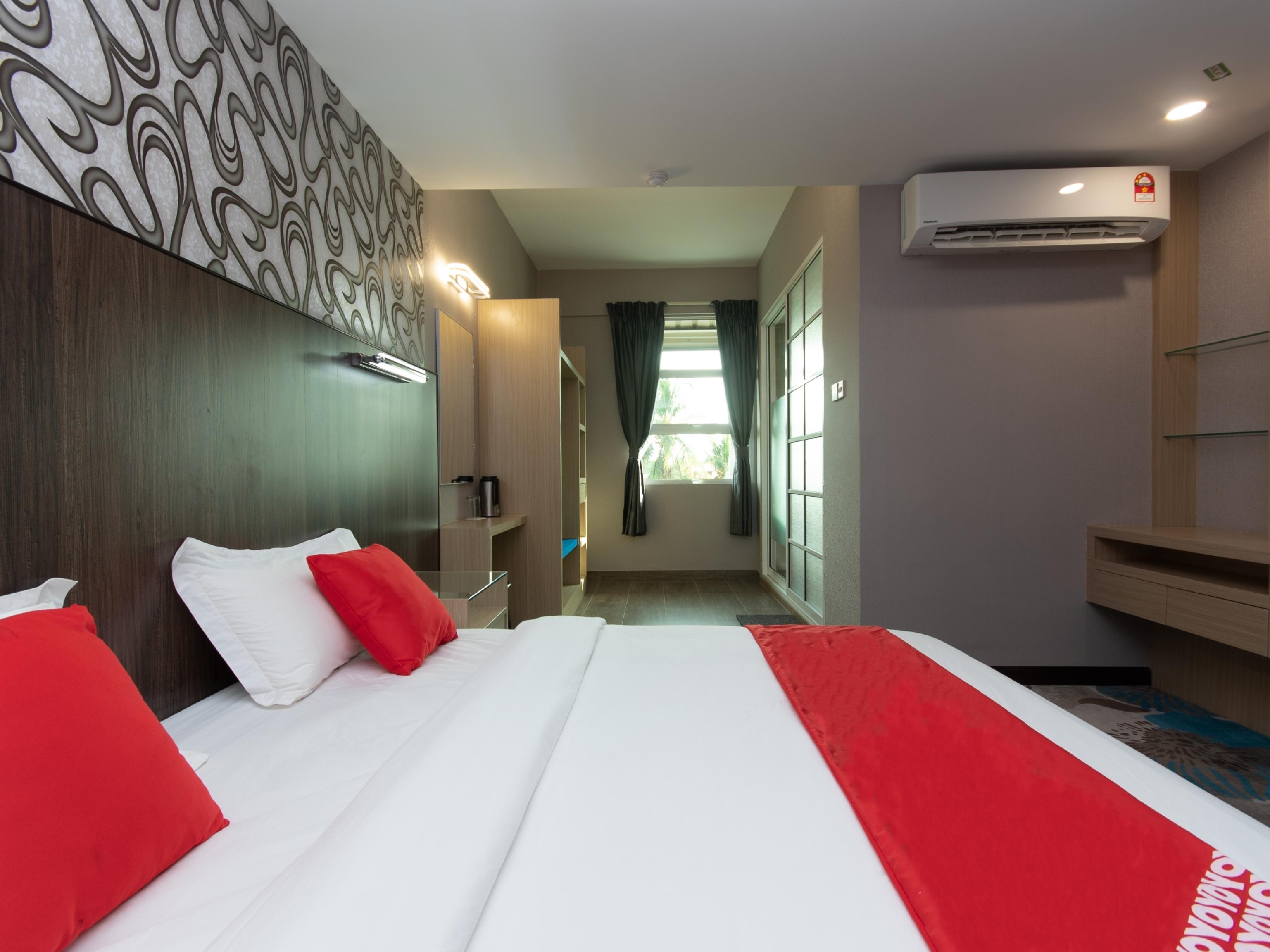 OYO 89375 Regent Hotel Keningau Buitenkant foto