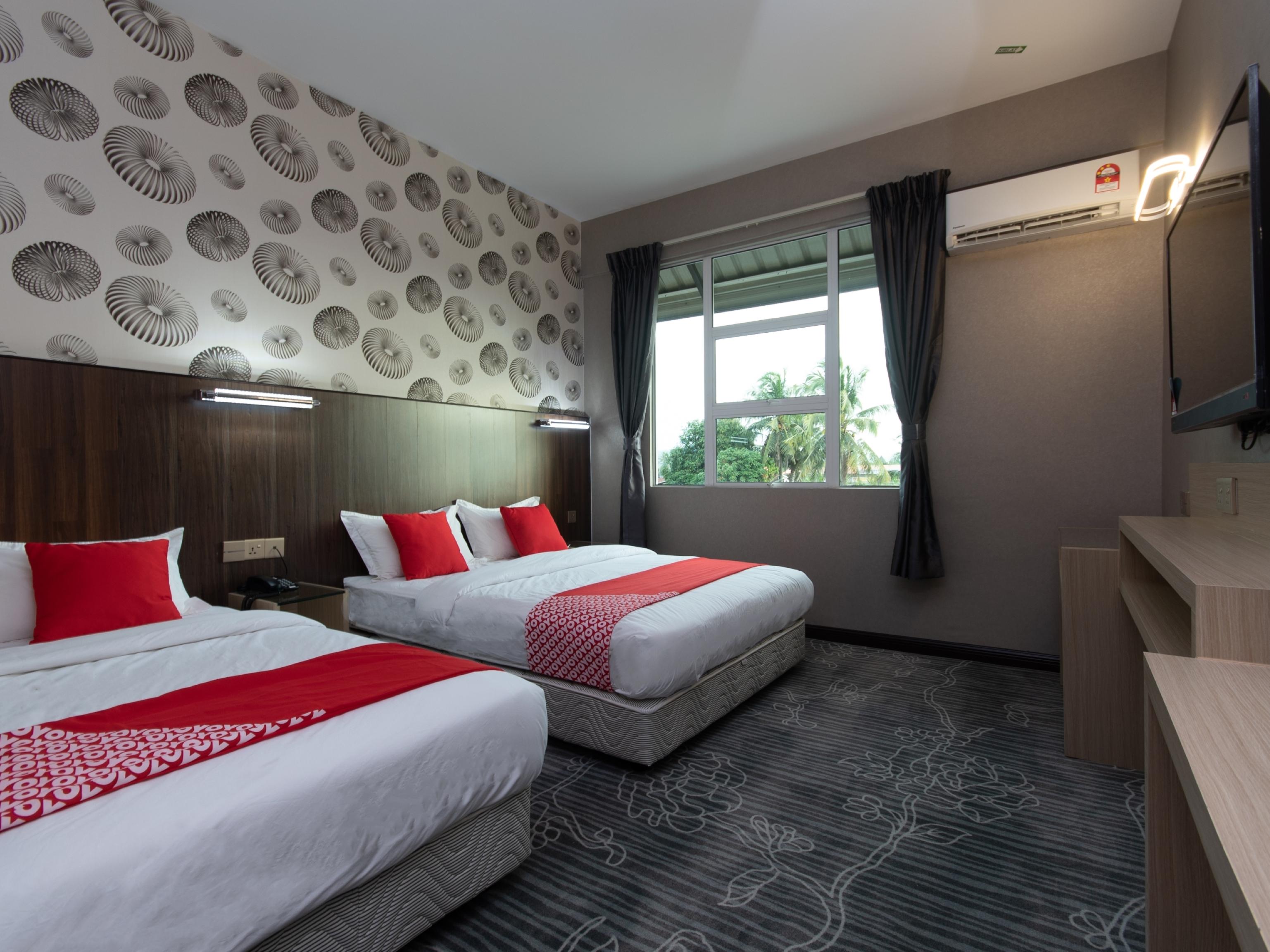 OYO 89375 Regent Hotel Keningau Buitenkant foto