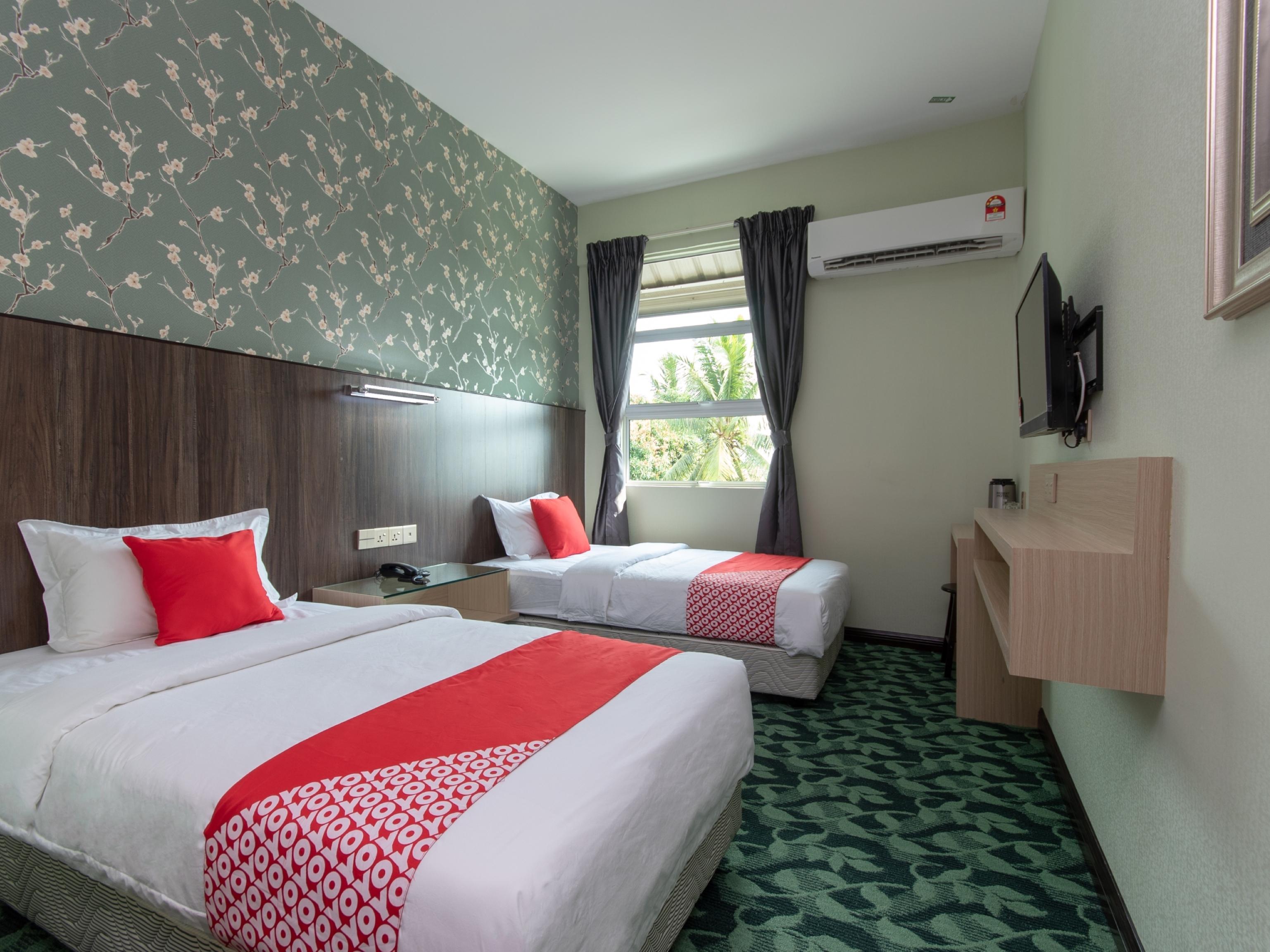 OYO 89375 Regent Hotel Keningau Buitenkant foto